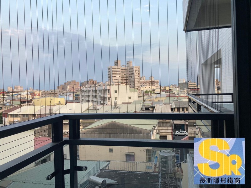 隱形鐵窗 兒童防護窗 兒童防墜窗 防盜窗 防鴿網 防寵物 陽台防護 大樓防護  高雄隱形鐵窗 隱形鐵窗推薦 隱形鐵窗達人 隱形折紗 長昕隱形鐵窗 台南隱形鐵窗 屏東隱形鐵窗 隱形鐵窗工廠直營 隱形鐵窗批發  台北隱形鐵窗 台中隱形鐵窗 鋼絲窗 鋼索窗 防墜窗 安全防護網 傳統鐵窗 鐵窗 不鏽鋼門窗
