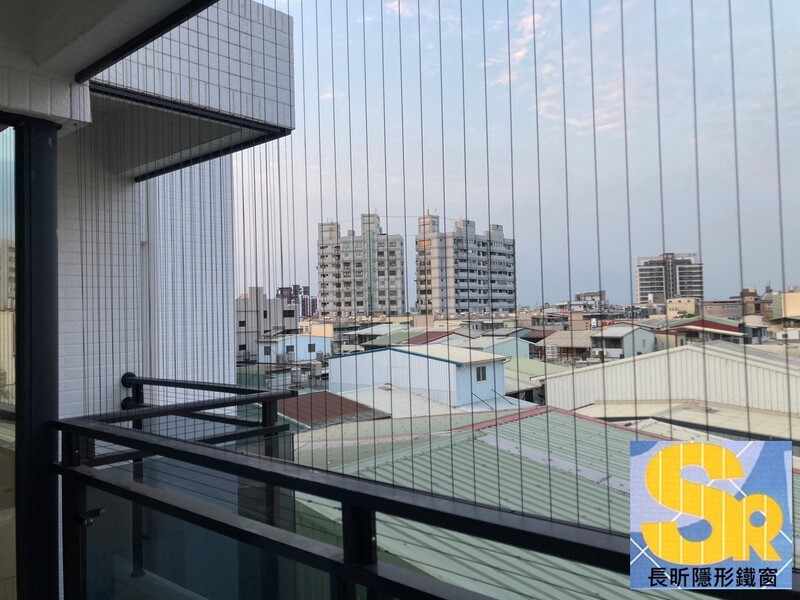 隱形鐵窗 兒童防護窗 兒童防墜窗 防盜窗 防鴿網 防寵物 陽台防護 大樓防護  高雄隱形鐵窗 隱形鐵窗推薦 隱形鐵窗達人 隱形折紗 長昕隱形鐵窗 台南隱形鐵窗 屏東隱形鐵窗 隱形鐵窗工廠直營 隱形鐵窗批發  台北隱形鐵窗 台中隱形鐵窗 鋼絲窗 鋼索窗 防墜窗 安全防護網 傳統鐵窗 鐵窗 不鏽鋼門窗