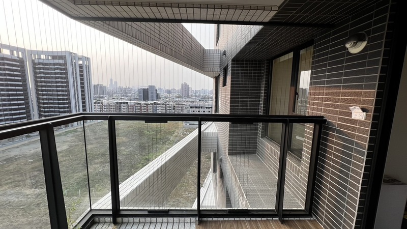 隱形鐵窗 兒童防護窗 兒童防墜窗 防盜窗 防鴿網 防寵物 陽台防護 大樓防護  高雄隱形鐵窗 隱形鐵窗推薦 隱形鐵窗達人 隱形折紗 長昕隱形鐵窗 台南隱形鐵窗 屏東隱形鐵窗 隱形鐵窗工廠直營 隱形鐵窗批發  台北隱形鐵窗 台中隱形鐵窗 鋼絲窗 鋼索窗 防墜窗 安全防護網 傳統鐵窗 鐵窗 不鏽鋼門窗