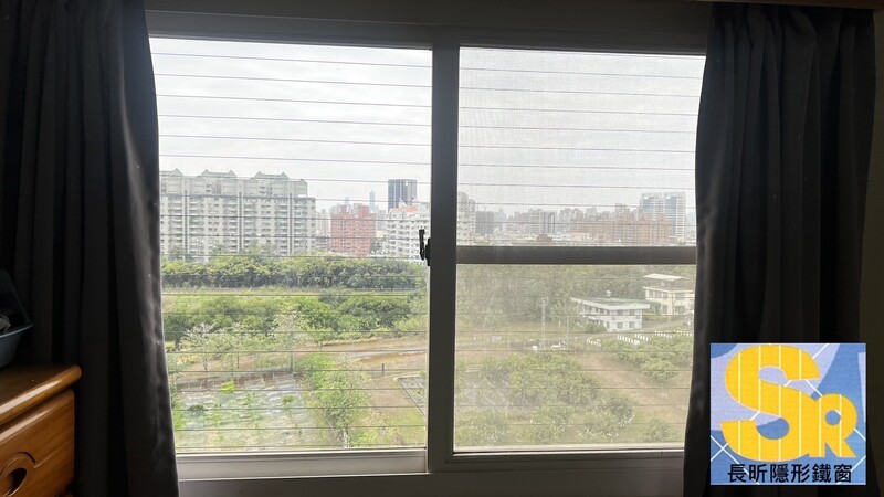 隱形鐵窗 兒童防護窗 兒童防墜窗 防盜窗 防鴿網 防寵物 陽台防護 大樓防護  高雄隱形鐵窗 隱形鐵窗推薦 隱形鐵窗達人 隱形折紗 長昕隱形鐵窗 台南隱形鐵窗 屏東隱形鐵窗 隱形鐵窗工廠直營 隱形鐵窗批發  台北隱形鐵窗 台中隱形鐵窗 鋼絲窗 鋼索窗 防墜窗 安全防護網 傳統鐵窗 鐵窗 不鏽鋼門窗