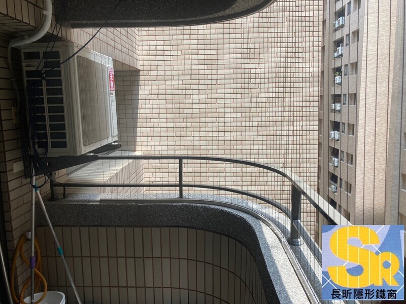 隱形鐵窗 兒童防護窗 兒童防墜窗 防盜窗 防鴿網 防寵物 陽台防護 大樓防護  高雄隱形鐵窗 隱形鐵窗推薦 隱形鐵窗達人 隱形折紗 長昕隱形鐵窗 台南隱形鐵窗 屏東隱形鐵窗 隱形鐵窗工廠直營 隱形鐵窗批發  台北隱形鐵窗 台中隱形鐵窗 鋼絲窗 鋼索窗 防墜窗 安全防護網 傳統鐵窗 鐵窗 不鏽鋼門窗