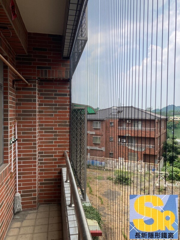 隱形鐵窗 兒童防護窗 兒童防墜窗 防盜窗 防鴿網 防寵物 陽台防護 大樓防護  高雄隱形鐵窗 隱形鐵窗推薦 隱形鐵窗達人 隱形折紗 長昕隱形鐵窗 台南隱形鐵窗 屏東隱形鐵窗 隱形鐵窗工廠直營 隱形鐵窗批發  台北隱形鐵窗 台中隱形鐵窗 鋼絲窗 鋼索窗 防墜窗 安全防護網 傳統鐵窗 鐵窗 不鏽鋼門窗