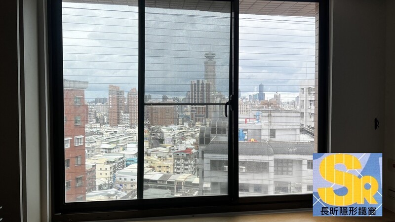 隱形鐵窗 兒童防護窗 兒童防墜窗 防盜窗 防鴿網 防寵物 陽台防護 大樓防護  高雄隱形鐵窗 隱形鐵窗推薦 隱形鐵窗達人 隱形折紗 長昕隱形鐵窗 台南隱形鐵窗 屏東隱形鐵窗 隱形鐵窗工廠直營 隱形鐵窗批發  台北隱形鐵窗 台中隱形鐵窗 鋼絲窗 鋼索窗 防墜窗 安全防護網 傳統鐵窗 鐵窗 不鏽鋼門窗